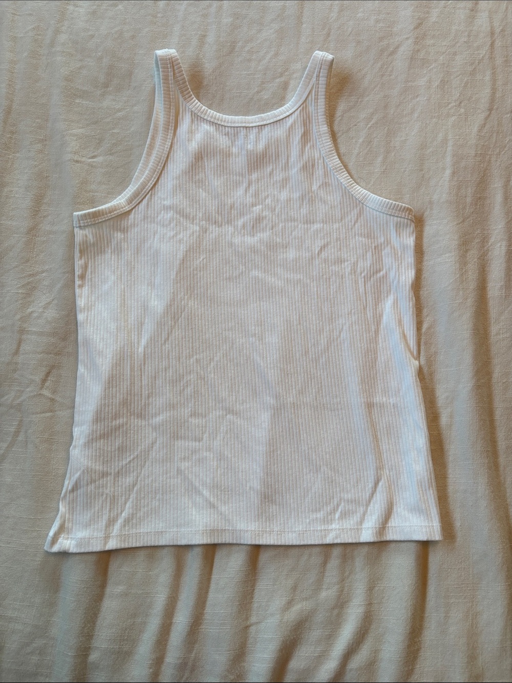 GAP Women's White Ribbed Tank Top - Picture 6 of 6